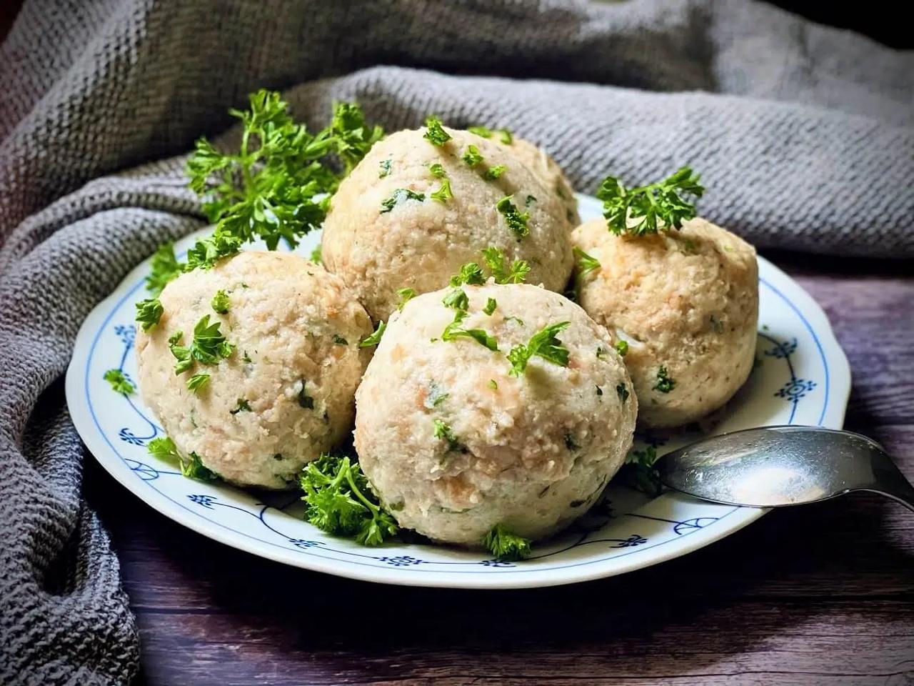 Glutenfreie Semmelknödel von NoGlu aus Tirol